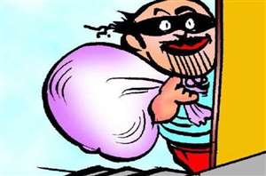 Rohtas: मैं दिल्&zwj;ली में रहती हूं, यहां लौटकर आई तो पता चला कि बेटी ने कितना बुरा काम कर दिया