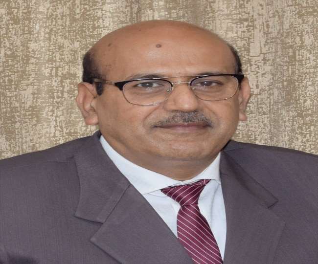 उत्तर मध्य रेलवे के महाप्रबंधक विनय कुमार त्रिपाठी ने कोविड 19 को लेकर वर्चुअल समीक्षा बैठक की।