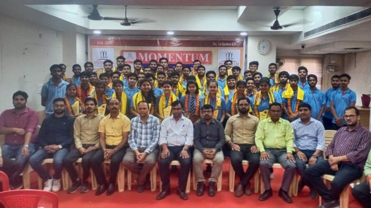 https://www.jagranimages.com/images/newimg/30042023/30_04_2023-jee_mains_result_23399127.jpg