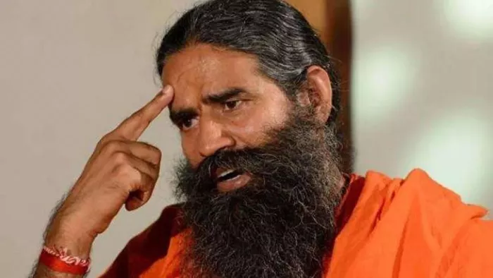 सुप्रीम कोर्ट की फटकार के बाद IMA की टिप्पणी, Baba Ramdev की फार्मेसी की 14 औषधियों के लाइसेंस भी निलंबित