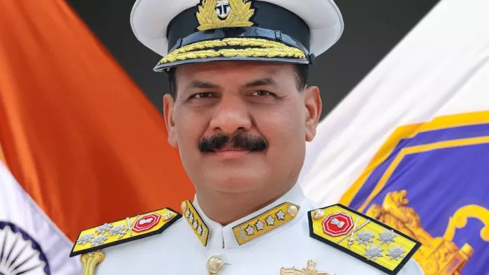 मानव संसाधन से संबंधित मुद्दों पर भी देंगे ध्यान- एडमिरल त्रिपाठी (फोटो, AIR एक्स)