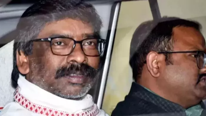 हेमंत सोरेन को ED कोर्ट से झटका, अब पहुंचे हाईकोर्ट; चाचा के श्राद्धकर्म में शामिल हो पाएंगे? (फाइल फोटो)