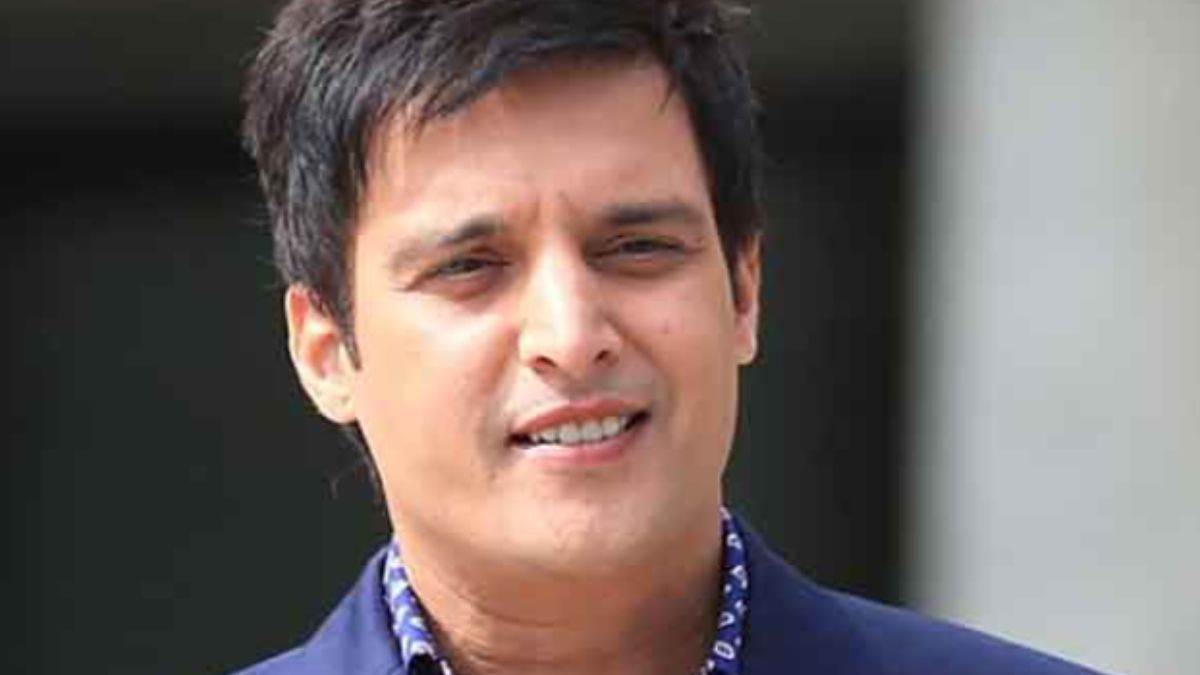 gulzar offered jimmy shergill 20 thousand rupees for maachis tanu weds manu actor choose his role on pet name