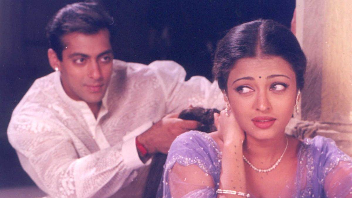 Heroine Aishwarya or  Manisha