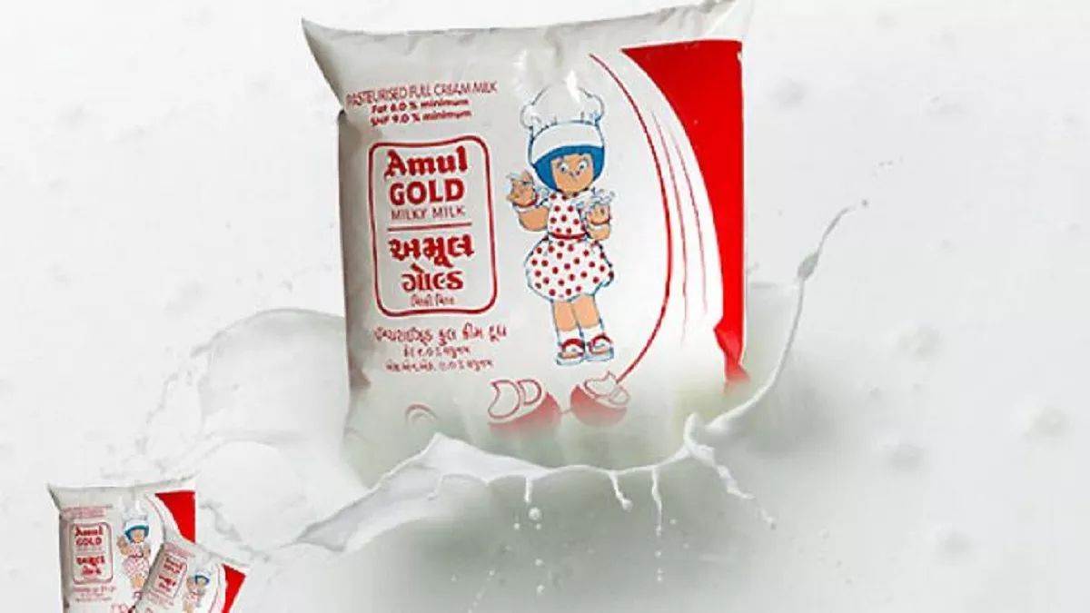 https://www.jagranimages.com/images/newimg/30042025/30_04_2025-amul_milk_price_hike_23928629.jpg