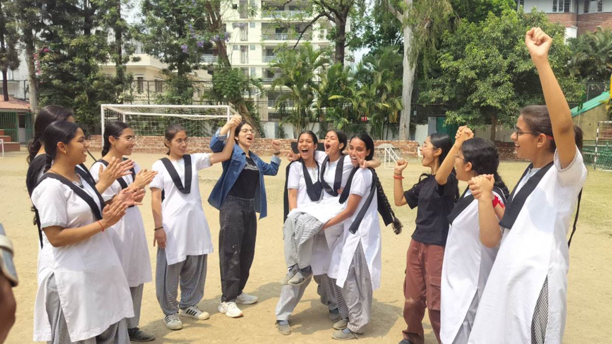 https://www.jagranimages.com/images/newimg/30042025/30_04_2025-icse-result_23928304.jpg