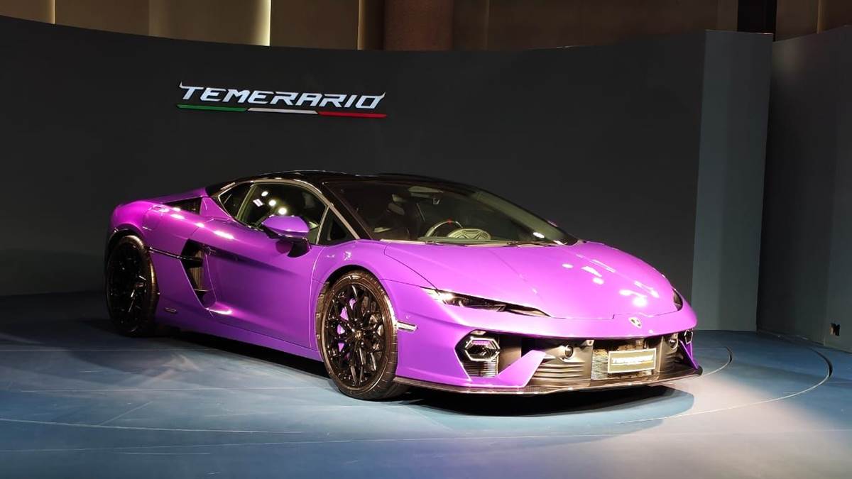 https://www.jagranimages.com/images/newimg/30042025/30_04_2025-lamborghini_temerario_launched_01646_23928348_155315256.jpg