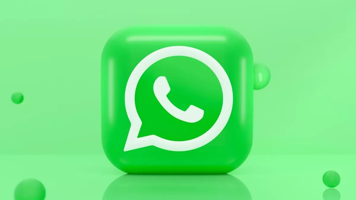 WhatsApp में जल्द आ सकता है ये नया फीचर, मैसेज पर रिएक्ट करना होगा और भी मेजदार