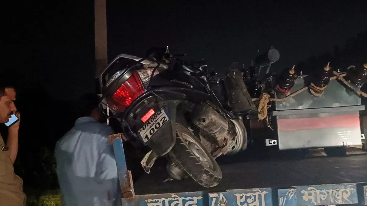 Haridwar: ट्रैक्टर के ब्रेक फेल होने से हादसा, दो वाहनों को मारी टक्कर; एक व्यक्ति की मौत व दो घायल