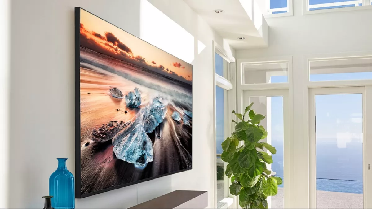 Samsung QLED TV: मनोरंजन का मास्टर और खूबियों का बाप - एक की कीमत तो है क्रेटा कार जितनी