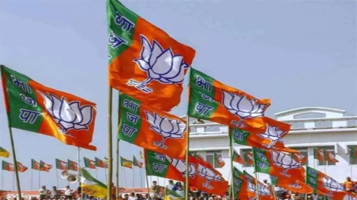 UP MLC: BJP ने किया एमएलसी की दोनों सीटों पर कब्जा, मानवेंद्र सिंह और पद्मसेन चौधरी जीते