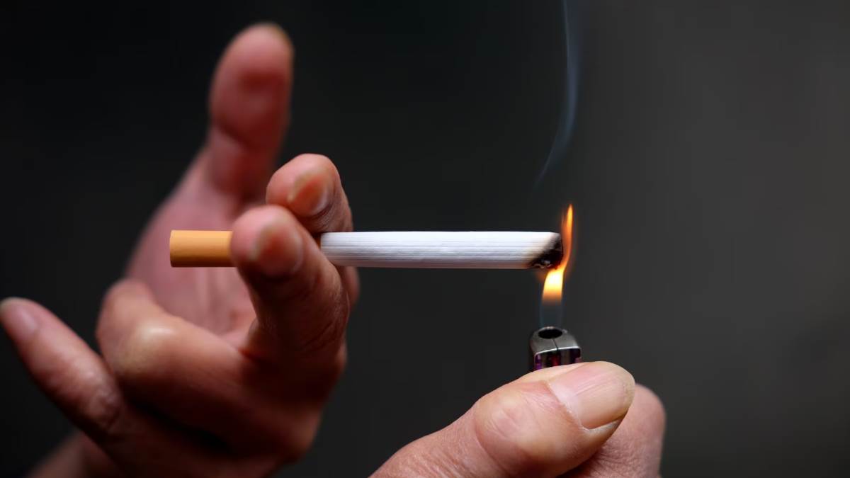 https://www.jagranimages.com/images/newimg/30052023/30_05_2023-smoking_causes_penile_cancer_f_23427181.jpg
