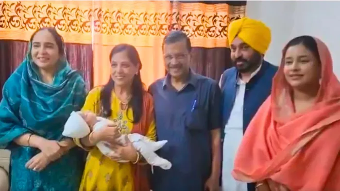 सीएम मान की लाड़ली बेटी को केजरीवाल की पत्नी ने गोद में ले किया प्यार