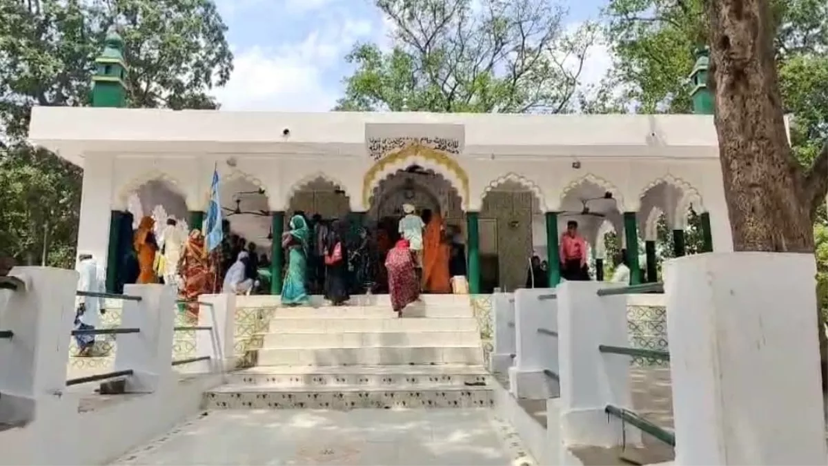 यूपी में एक और मेले पर लगी रोक, 100 से अधिक पुलिसकर्मियों को किया गया पर तैनात