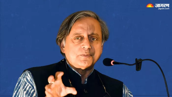 कोलंबिया की राजधानी बोगोटा पहुंचे शशि थरूर ( फाइल फोटो)