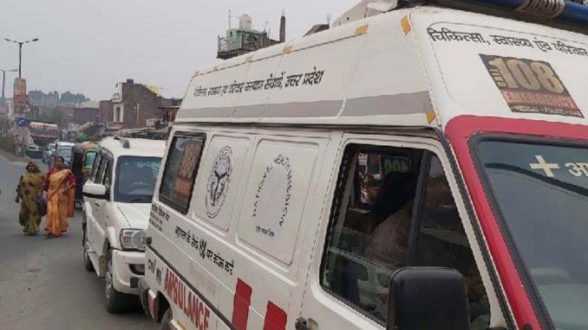 ncr rewari news ambulance stuck in traffic jam and critically injured woman suffers