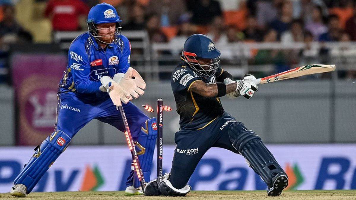 https://www.jagranimages.com/images/newimg/30052025/30_05_2025-mendis_hit_wicket_23951800.jpg