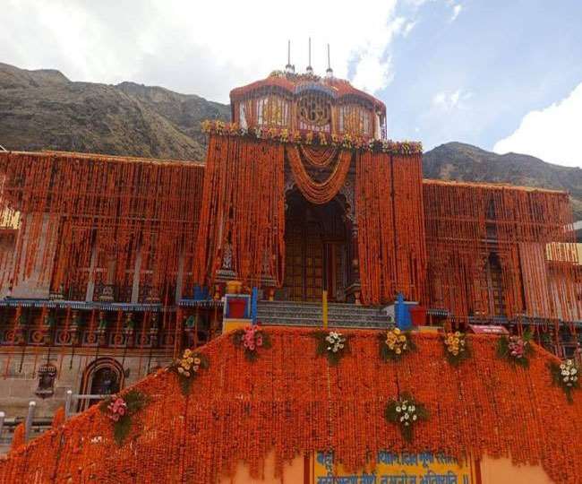 Chardham Yatra 2020: यात्रियों को बदरीनाथ में ठहरने की अनुमति नहीं, दर्शन के बाद लौटना होगा जोशीमठ
