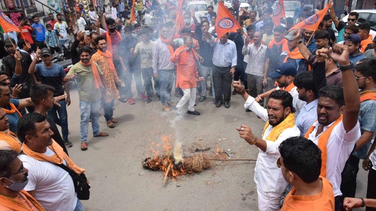 उदयपुर हत्याकांड के विरोध में उत्तराखंड में व्यापक विरोध प्रदर्शन, जिहादियों को फांसदी देने की मांग