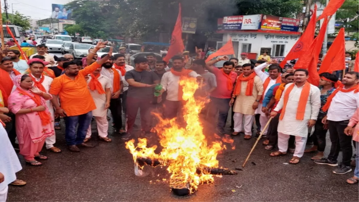 Udaipur Murder Case: उदयपुर में कन्‍हैयालाल की हत्‍या के विरोध में मेरठ सहित वेस्‍ट यूपी में भी उबाल, जगह-जगह प्रदर्शन