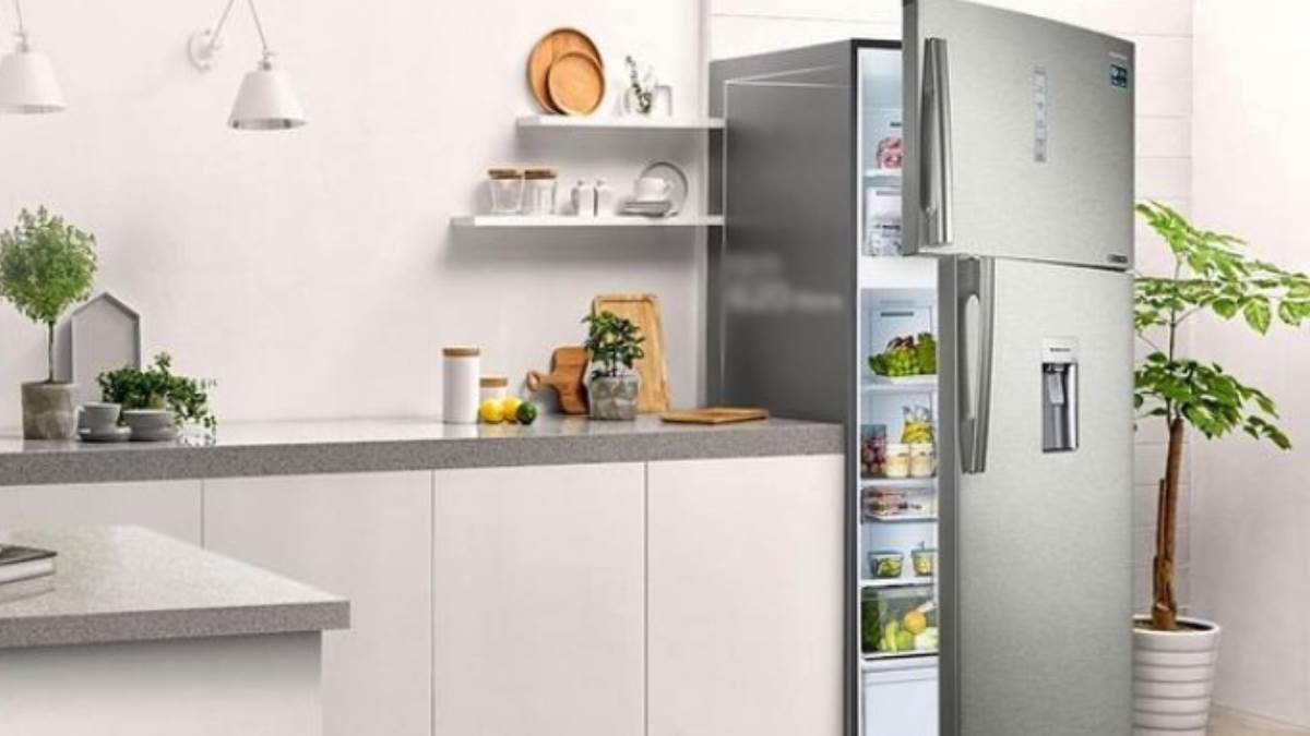 https://www.jagranimages.com/images/newimg/30062023/30_06_2023-lg_refrigerator__23456658.jpg