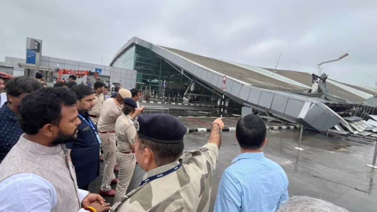 https://www.jagranimages.com/images/newimg/30062024/30_06_2024-delhi_airport_incident_23749301.jpg