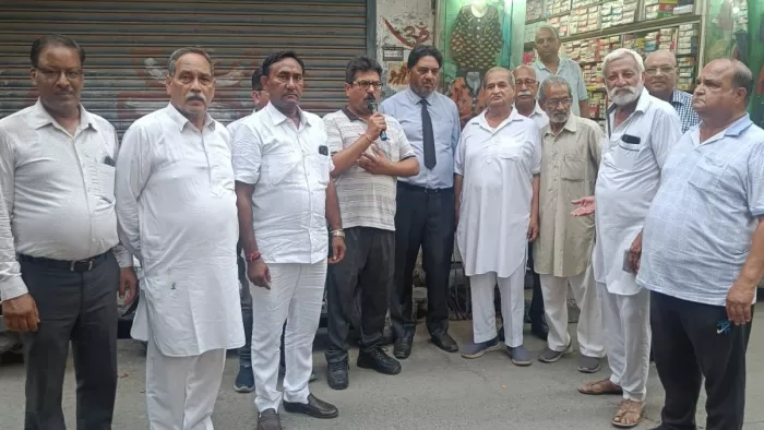 शंभू बॉर्डर चलाने के लिए व्यापारियों ने चलाया हस्ताक्षर अभियान