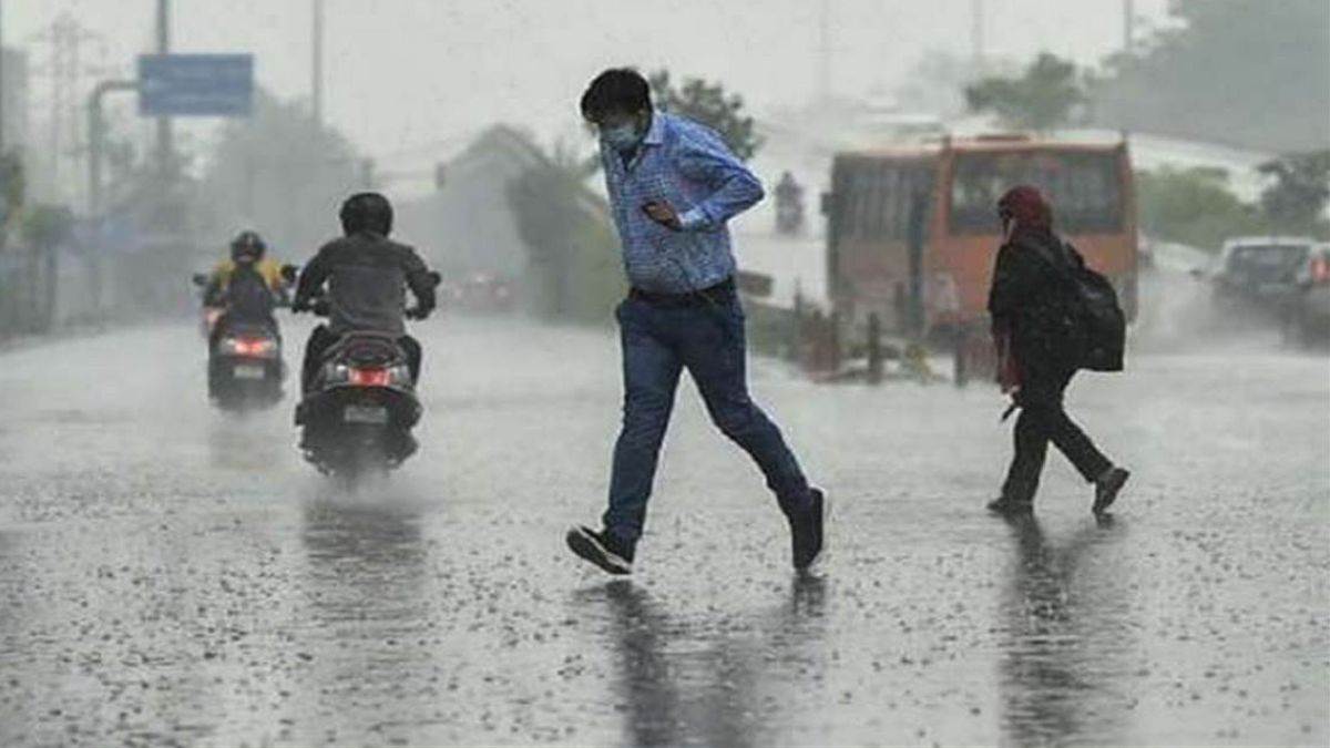 https://www.jagranimages.com/images/newimg/30062024/30_06_2024-storm_and_rain_in_awadh_23749465.jpg