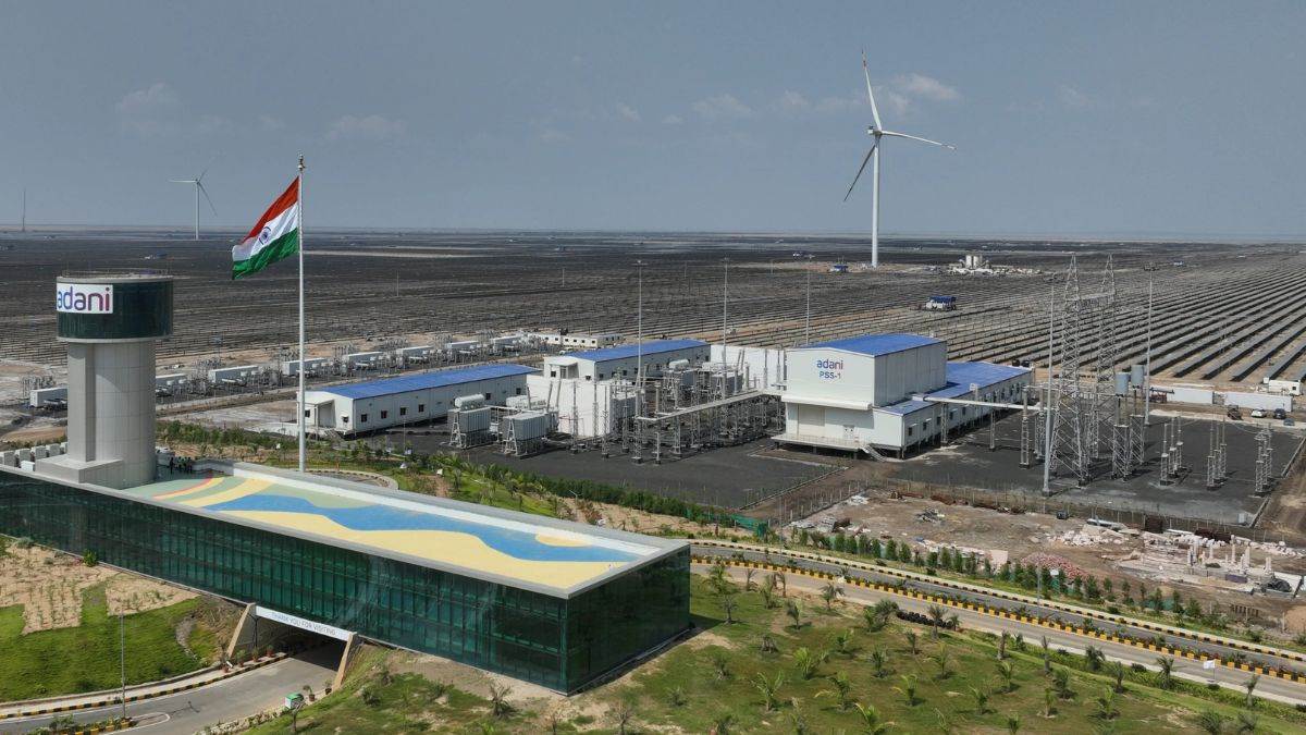 https://www.jagranimages.com/images/newimg/30062025/30_06_2025-adani_green_23971533.jpg