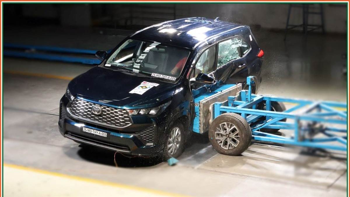 https://www.jagranimages.com/images/newimg/30062025/30_06_2025-toyota_innova_hycross_crash_test_01927_23971283.jpg