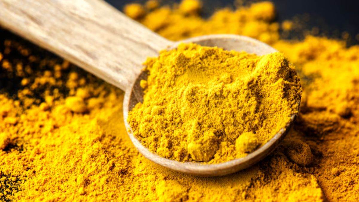 https://www.jagranimages.com/images/newimg/30062025/30_06_2025-use_of_turmeric_23971177.jpg