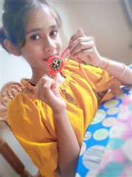 बहनों की राखी तैयार, रक्षा पर्व का इंतजार