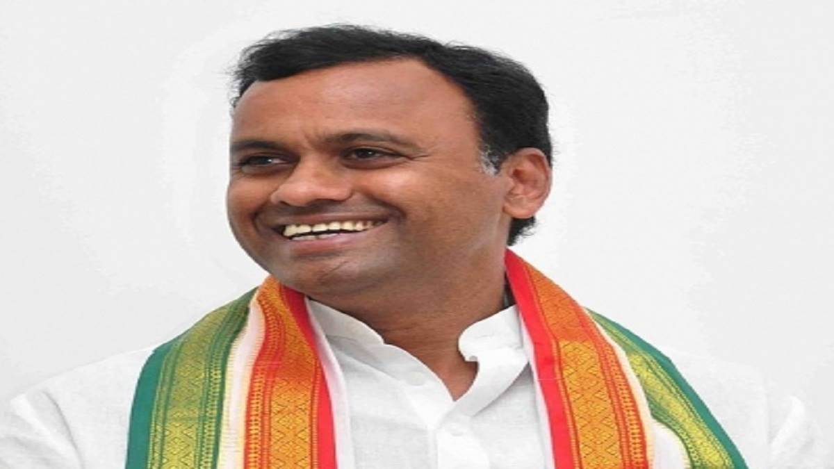 https://www.jagranimages.com/images/newimg/30072022/30_07_2022-rajgopal_reddy_22937827.jpg