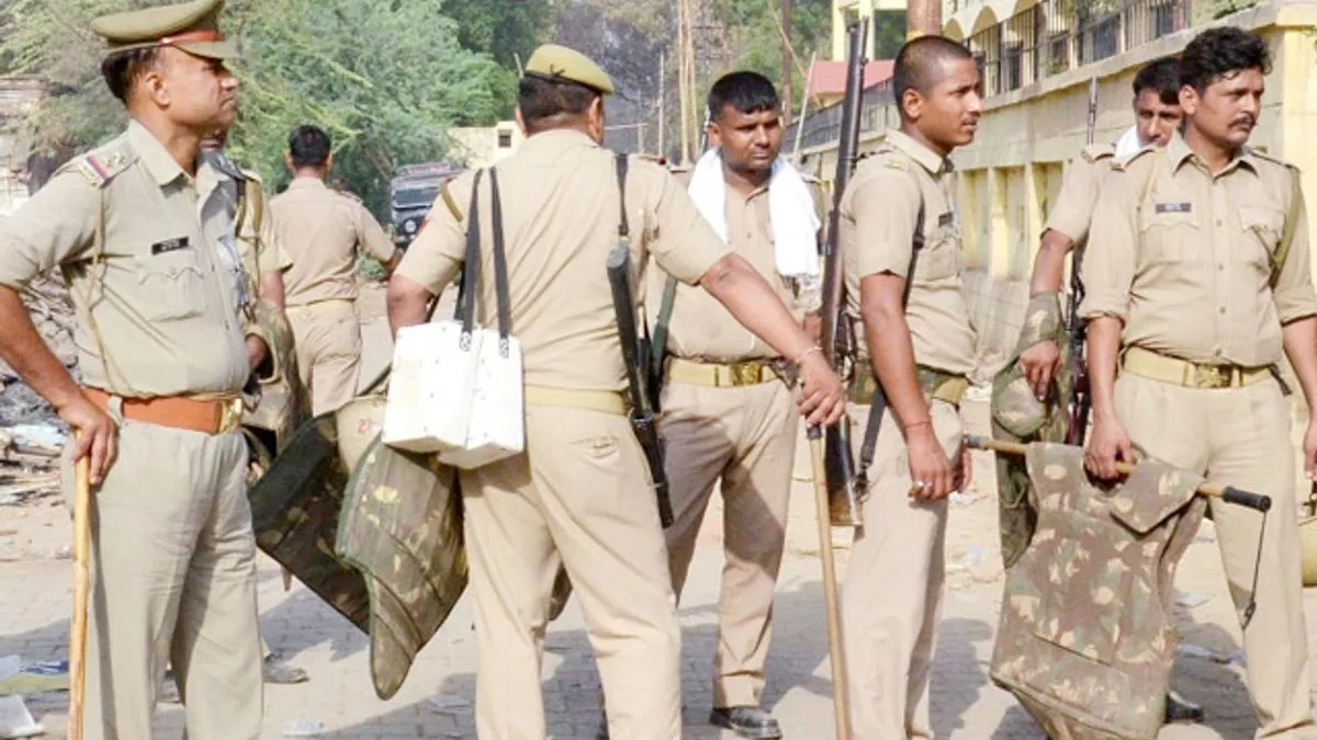 Assam: स्वतंत्रता दिवस से पहले असम पुलिस की बड़ी कामयाबी, तिनसुकिया के एक घर से बरामद किया 8 किलो विस्फोटक