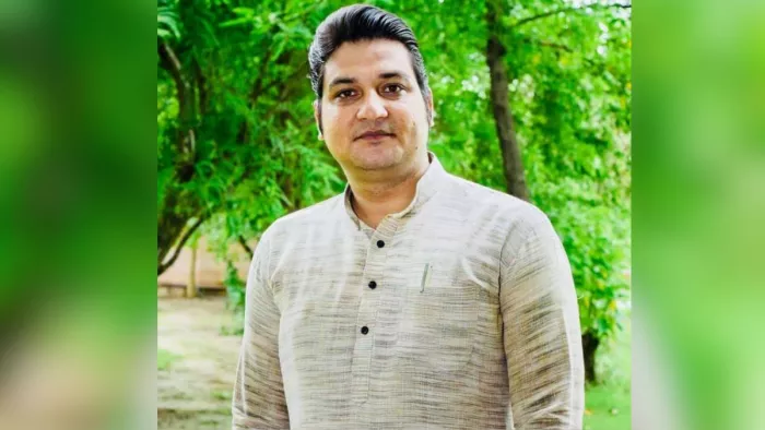 समाजवादी पार्टी के प्रवक्ता मनीष सिंह। - स्वयं