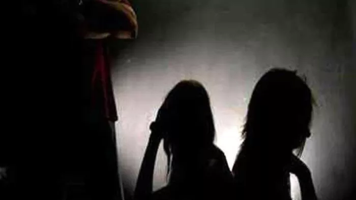 रिपोर्ट में कहा गया है कि जागरूकता अभियानों से बाल तस्करी के मामले दर्ज हो रहे हैं।