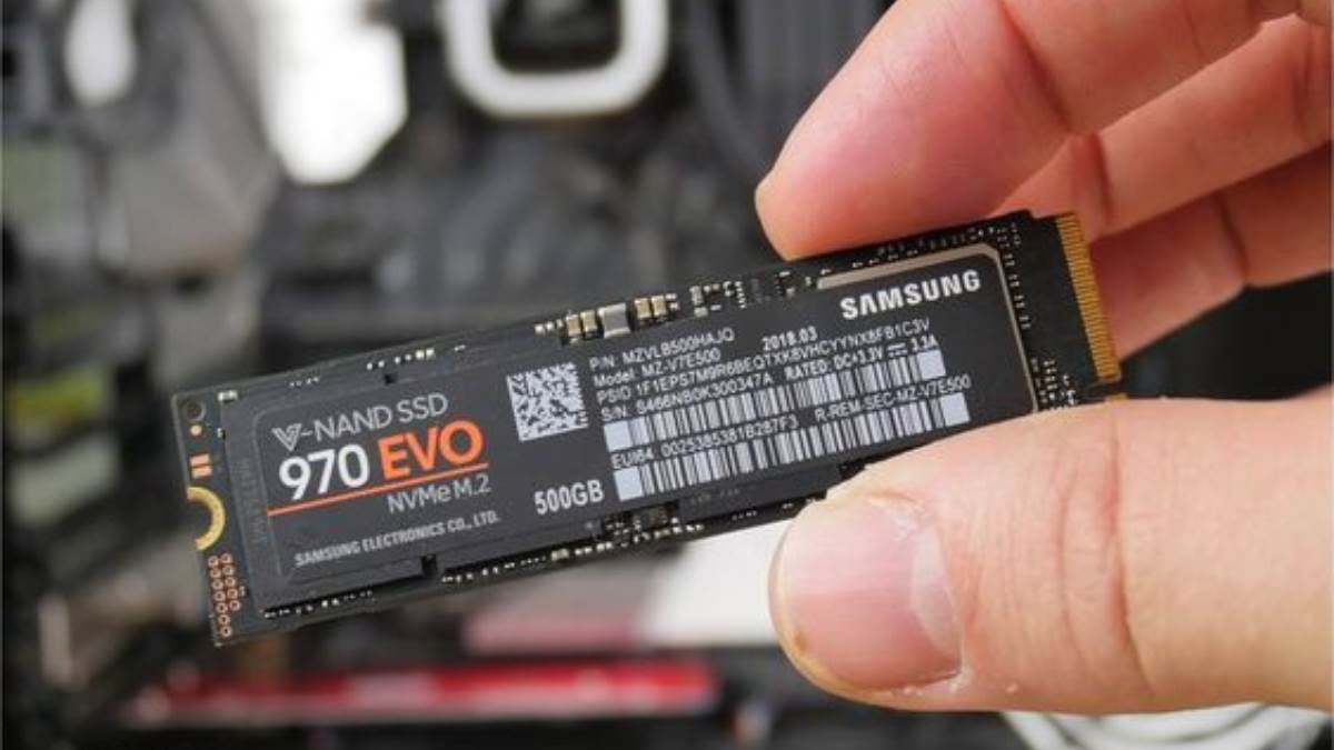 https://www.jagranimages.com/images/newimg/30072024/30_07_2024-best_ssd_for_laptop_23768782.jpg