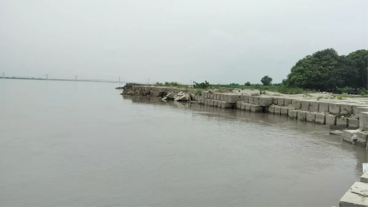 River Water Level Alert: रोहिन, राप्ती का बढ़ने लगा जलस्तर, यहां देखें पूरा चार्ट