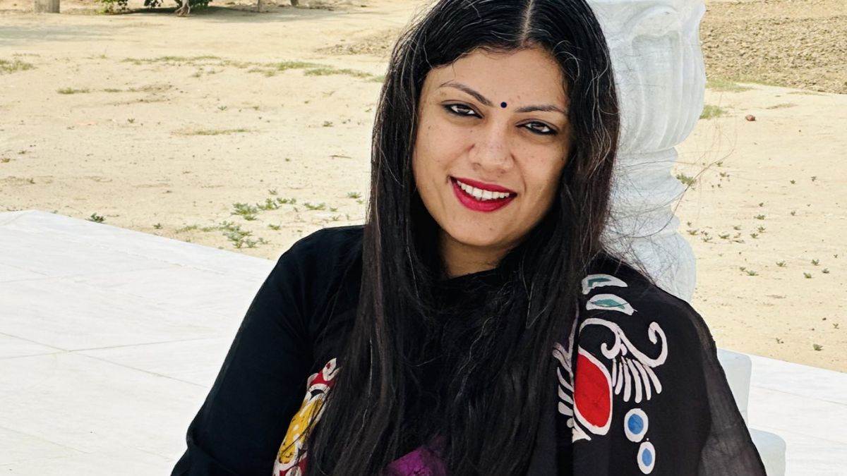 ncr who is noida dm medha roopam know her background and family detail