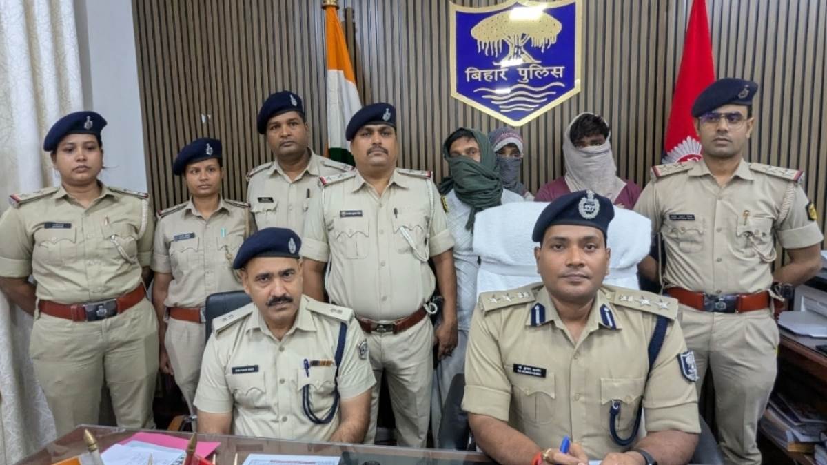 https://www.jagranimages.com/images/newimg/30072025/30_07_2025-saran_jdu_leader_arrest_23999142.jpg