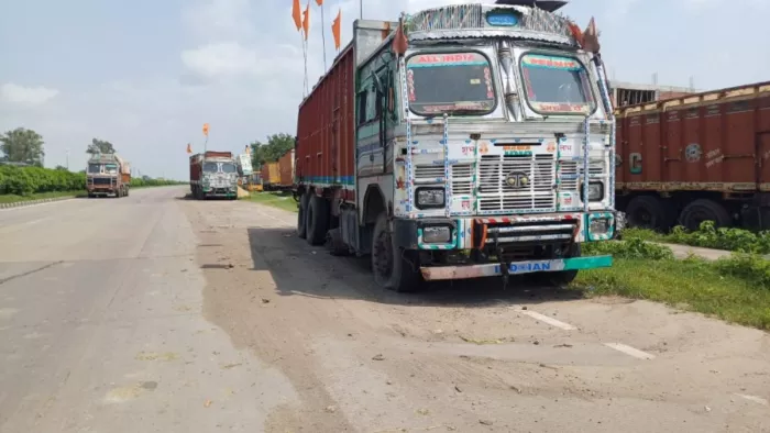 NH-2 पर हुए रोड एक्सीडेंट में 7 लोगों ने गंवाई जिंदगी। जागरण
