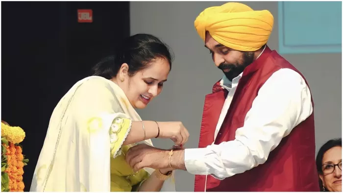 पंजाब के CM भगवंत मान को आंगनवाड़ी वर्कर ने बांधी राखी