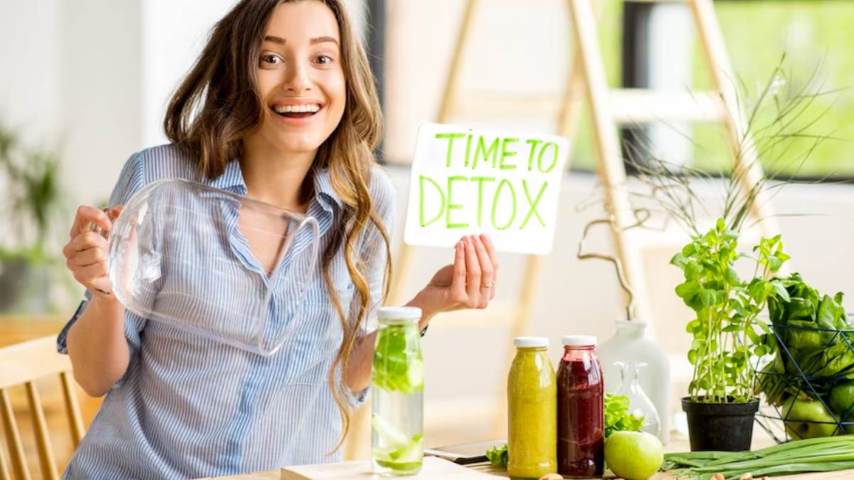 https://www.jagranimages.com/images/newimg/30082023/30_08_2023-how_to_detox_body_f_23516956.jpg