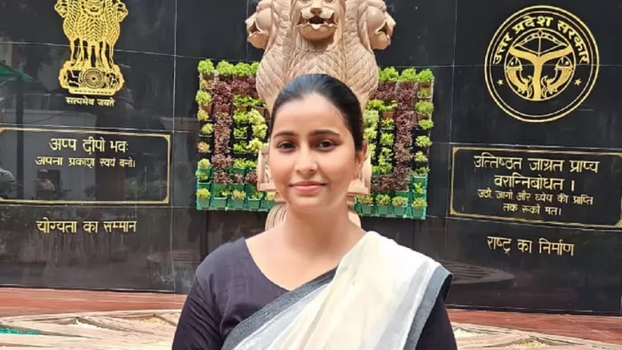 पीसीएस (जे) परीक्षा परिणाम में बघराजपुर की जाह्नवी वर्मा ने पहले ही प्रयास में टॉप-10 में जगह बनाई हैं