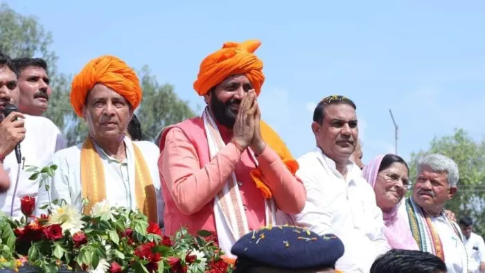 Haryana Election 2024: मोहन लाल बड़ौली नहीं लड़ेंगे चुनाव, लाडवा से उतरेंगे सीएम नायब सैनी।