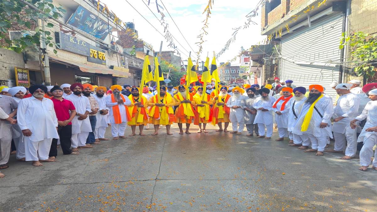https://www.jagranimages.com/images/newimg/30082025/30_08_2025-30grp_12_30082025_398.jpg
