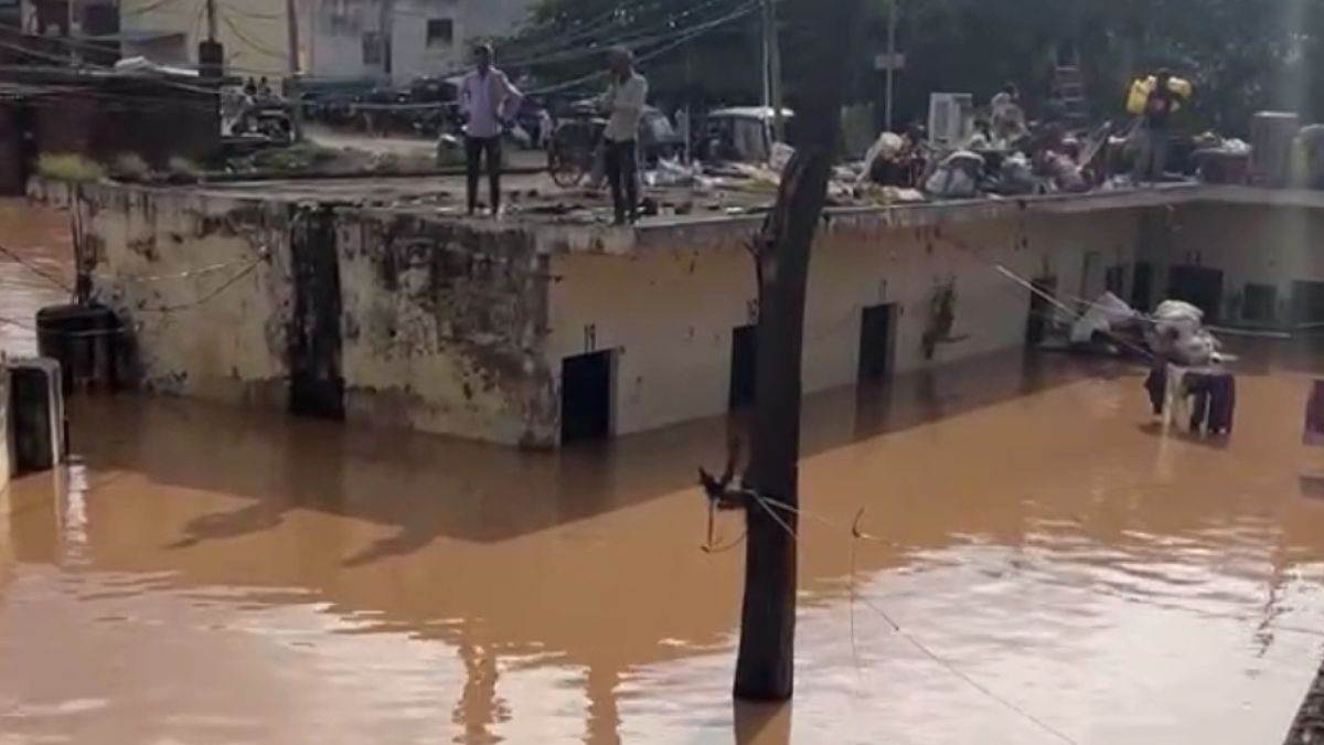 https://www.jagranimages.com/images/newimg/30082025/30_08_2025-ambala_flood_24029763.jpg