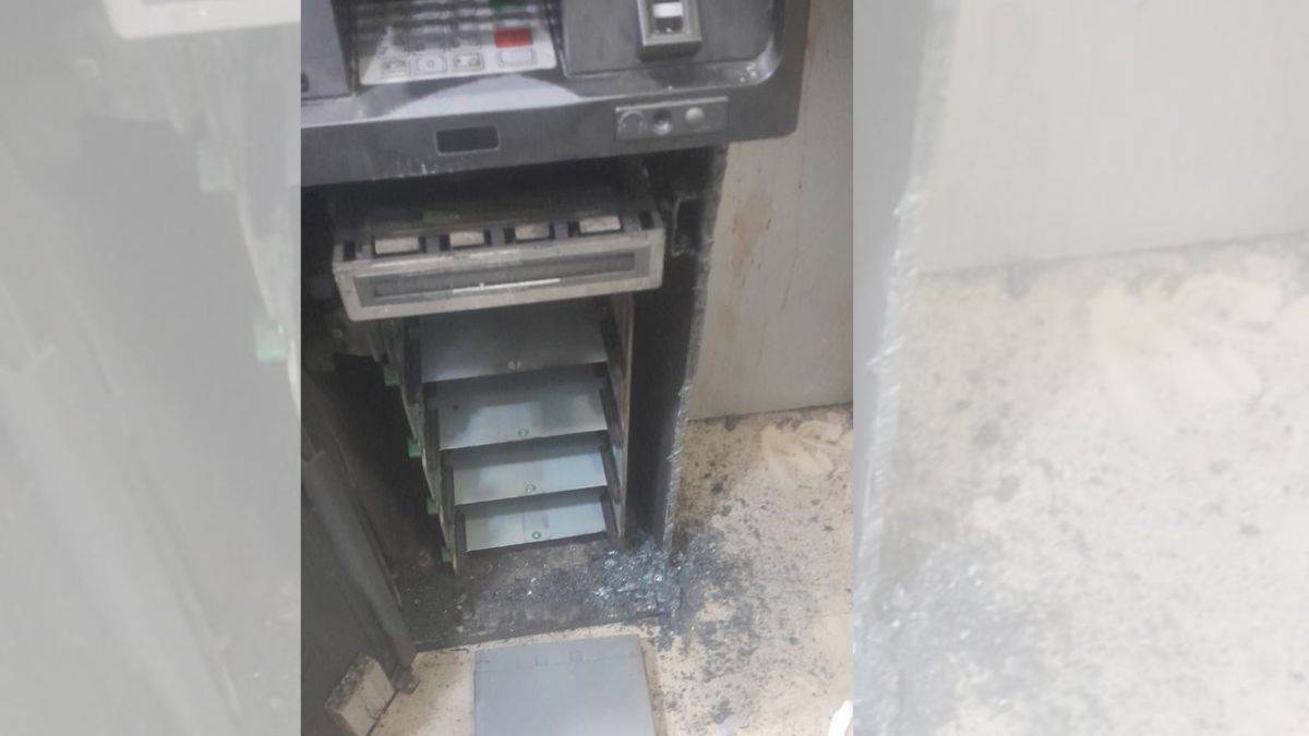 https://www.jagranimages.com/images/newimg/30082025/30_08_2025-atm_cutter_muzaffarpur_24029941.jpg