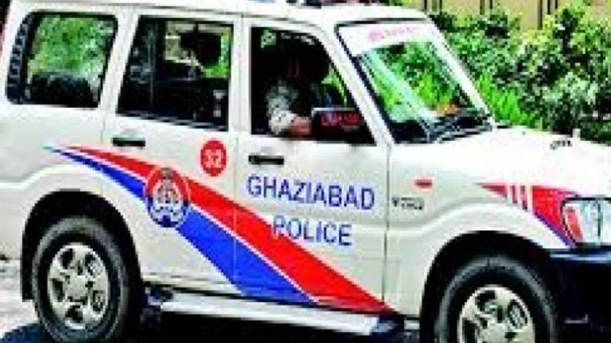 https://www.jagranimages.com/images/newimg/30082025/30_08_2025-ghaziabad_police_1_24029982_155724335.jpg