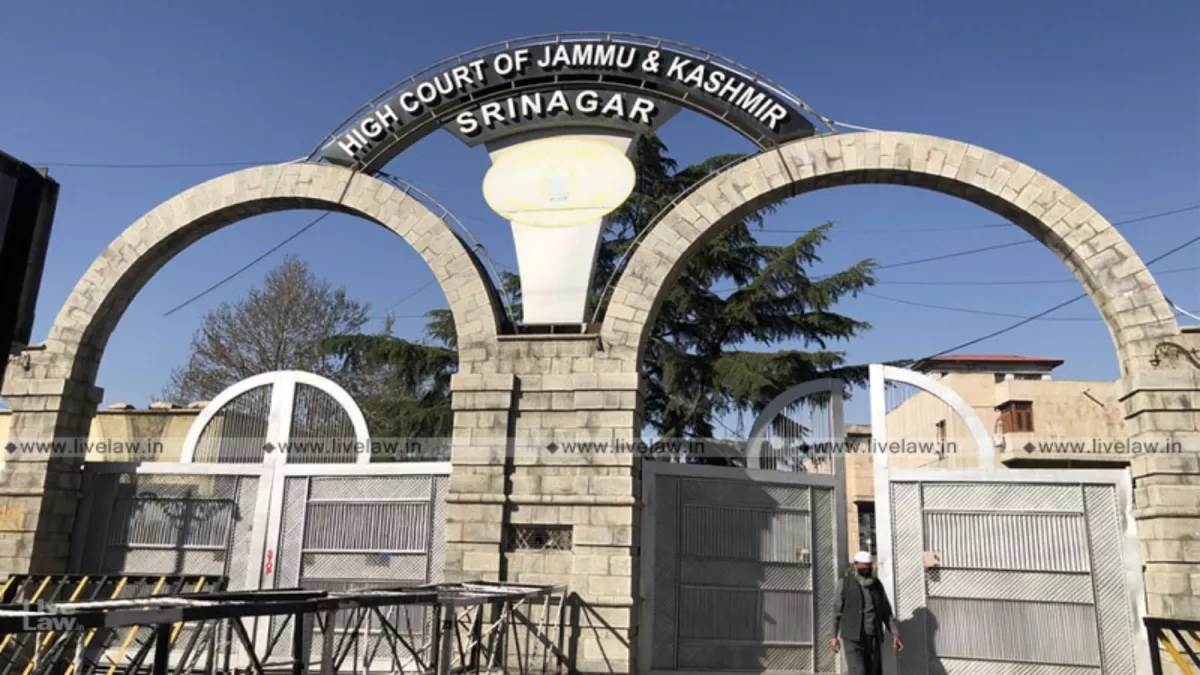 https://www.jagranimages.com/images/newimg/30082025/30_08_2025-jammu_kashmir_hc_news_24029711.jpg
